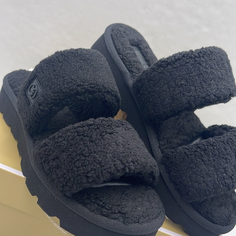 Michael Kors Black Faux Shearling Slides - Picture 6 of 16